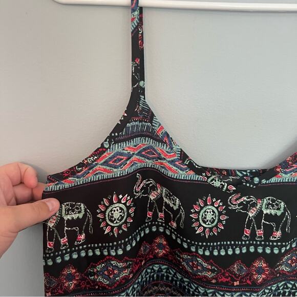 Hollister Tribal Elephant Print Tank Top Women's Size Medium Sleeveless Black - Picture 3 of 6